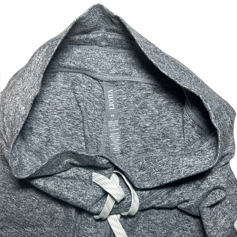 Vuori Grey Shorts XS - Picture 3 of 4